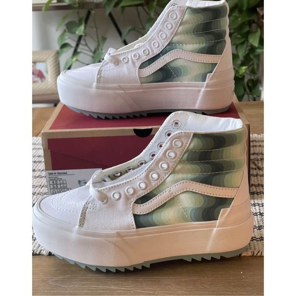 Vans Shoes - Vans Platform Sneakers Women’s Size 5.5 Sk8 Hi Stacked White Green Mint